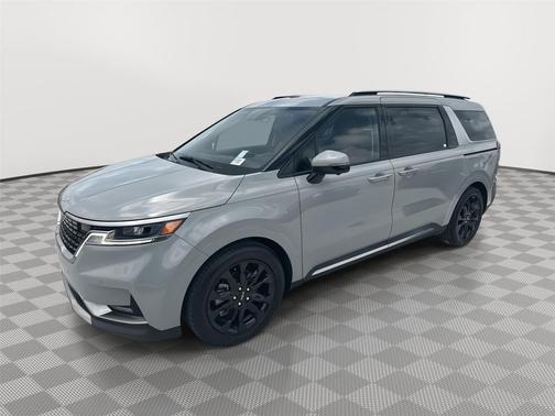 Ceramic Silver 2023 Kia Carnival SX