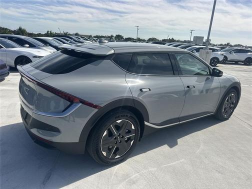 2025 Kia EV6 Light Long Range