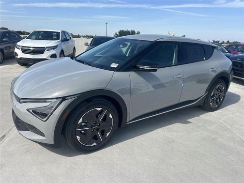 2025 Kia EV6 Light Long Range