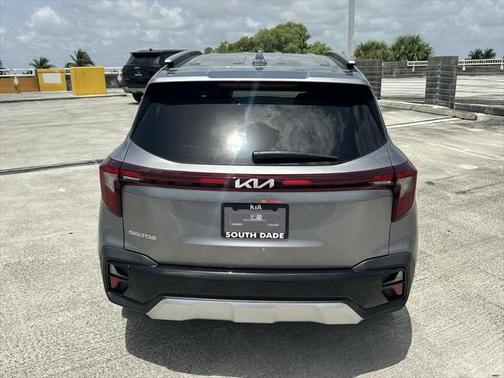 2025 Kia Seltos EX