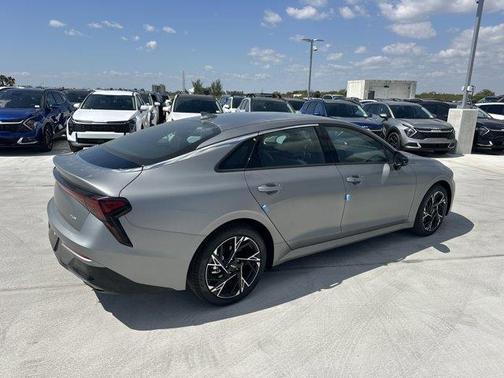 2025 Kia K5 GT-Line
