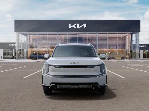 Wolf Gray 2026 Kia EV9 Land