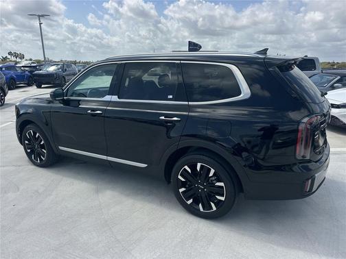2023 Kia Telluride SX
