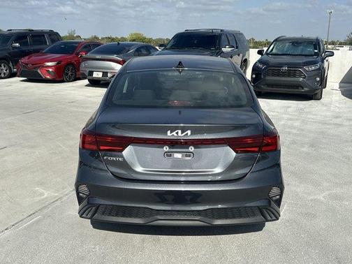 2022 Kia Forte LXS