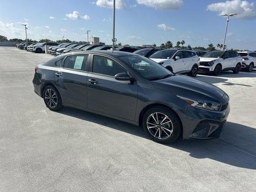 2022 Kia Forte LXS