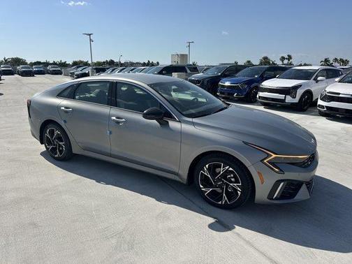 2025 Kia K5 GT-Line