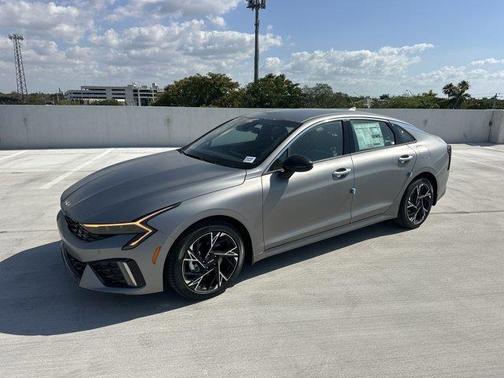 2025 Kia K5 GT-Line