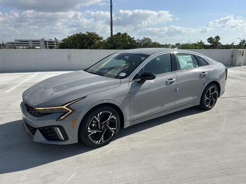 2025 Kia K5 GT-Line