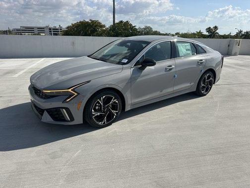 2025 Kia K5 GT-Line
