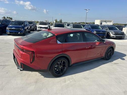 2025 Kia K4 GT-Line Turbo