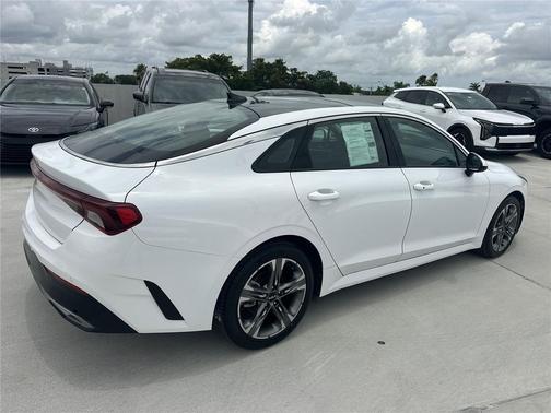 Glacial White Pearl 2023 Kia K5 EX