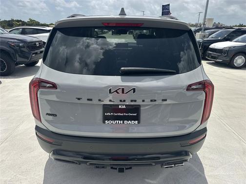Wolf Gray 2022 Kia Telluride SX