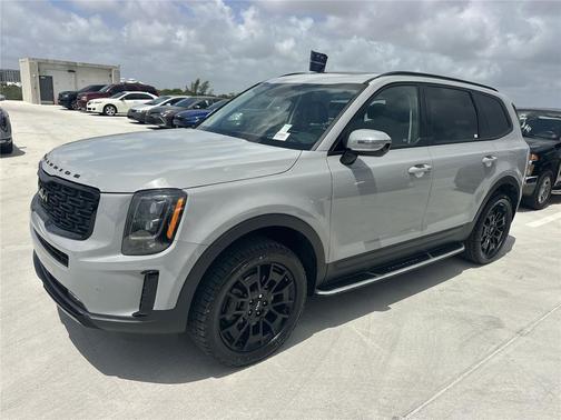Wolf Gray 2022 Kia Telluride SX