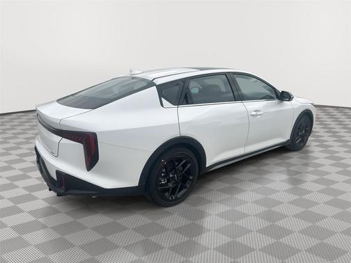 2025 Kia K4 GT-Line Turbo