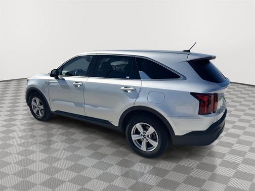 2022 Kia Sorento LX