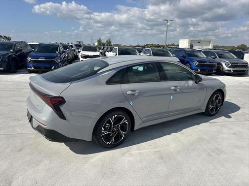 2025 Kia K5 GT-Line