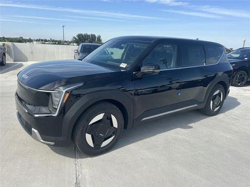 2026 Kia EV9 Light Long Range