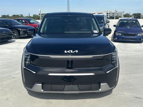 2026 Kia EV9 Light Long Range