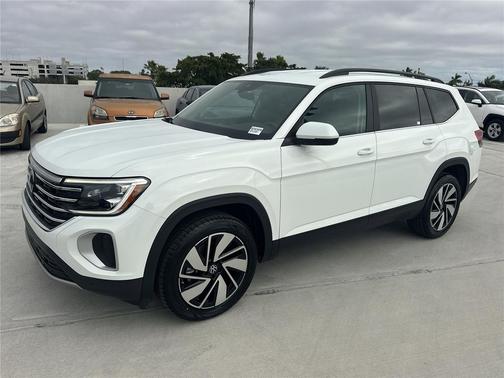 2024 Volkswagen Atlas 2.0T SE w/Technology