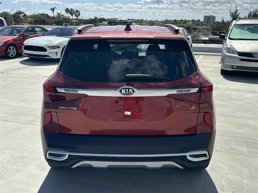 2021 Kia Seltos S