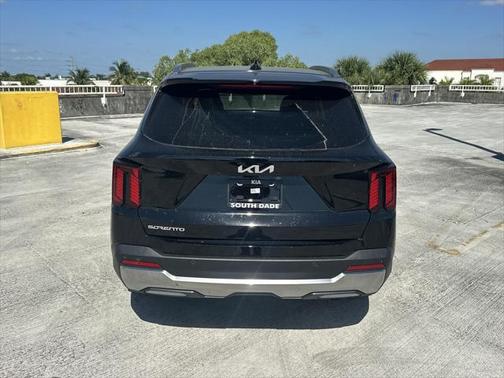 2025 Kia Sorento SX