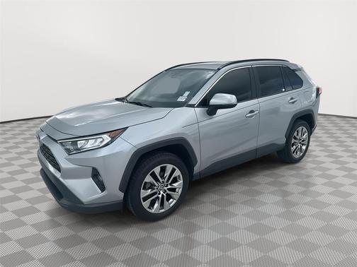 2020 Toyota RAV4 XLE Premium