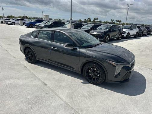 2025 Kia K4 GT-Line Turbo