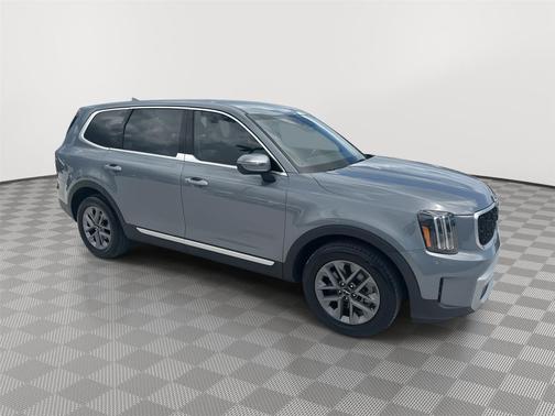 2023 Kia Telluride LX