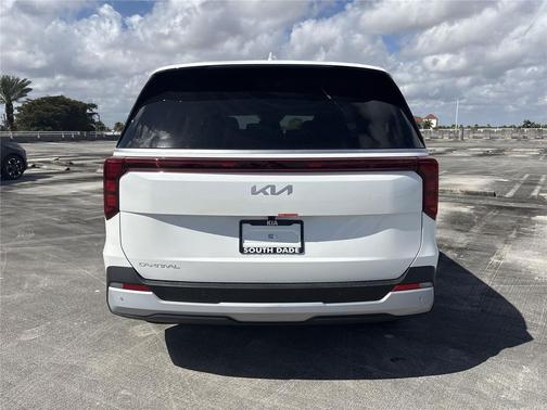 2026 Kia Carnival LXS