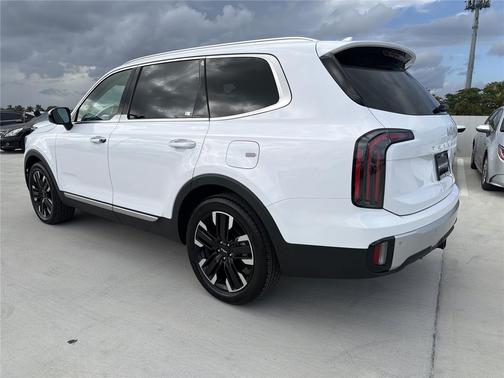 Glacial White Pearl 2024 Kia Telluride SX Prestige