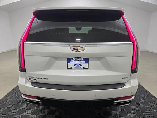2024 Cadillac Escalade Premium Luxury
