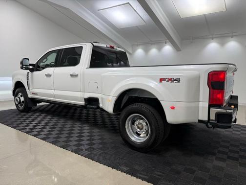 2024 Ford F-350 King Ranch