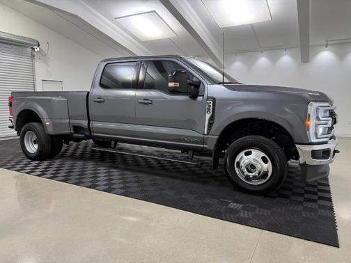 2024 Ford F-350 Lariat Super Duty