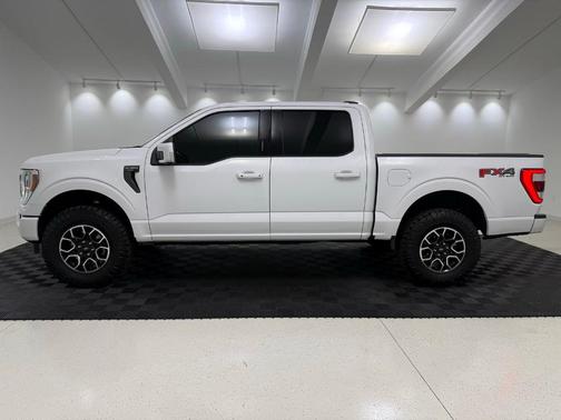 Oxford White 2021 Ford F-150 Lariat