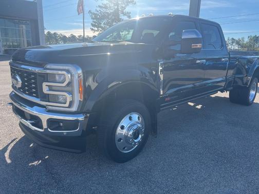 2023 Ford F-450 King Ranch