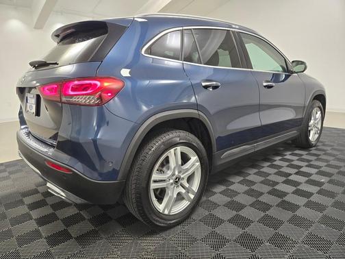 2022 Mercedes-Benz GLA 250 Base