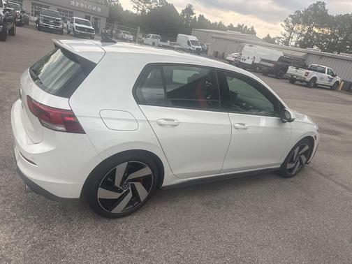 Opal White Pearl Effect 2025 Volkswagen Golf GTI 2.0T S
