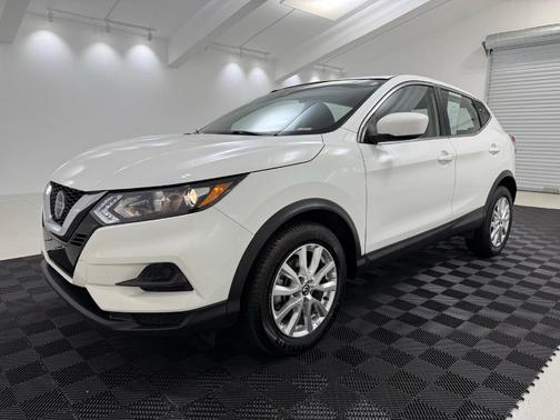 Glacier White 2021 Nissan Rogue Sport S