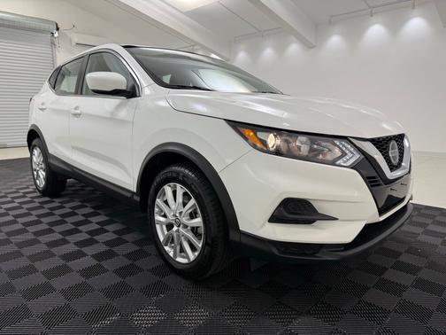 Glacier White 2021 Nissan Rogue Sport S