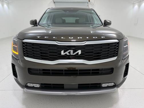 Dark Moss 2022 Kia Telluride SX