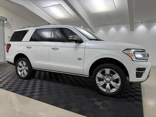2023 Ford Expedition King Ranch
