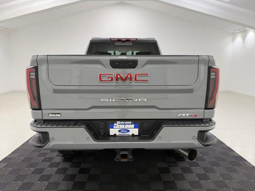 Thunderstorm Gray 2025 GMC Sierra 2500 AT4