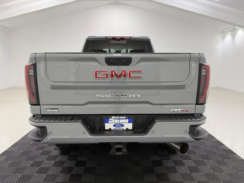 Thunderstorm Gray 2025 GMC Sierra 2500 AT4