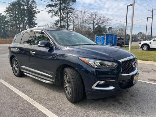 2017 INFINITI QX60 Base