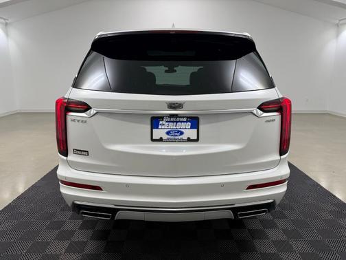 2024 Cadillac XT6 Premium Luxury FWD