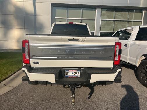 2023 Ford F-450 Platinum