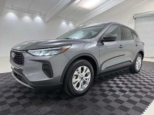 Gray Metallic 2025 Ford Escape Active