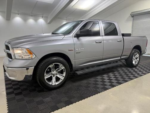 2021 RAM 1500 Classic SLT