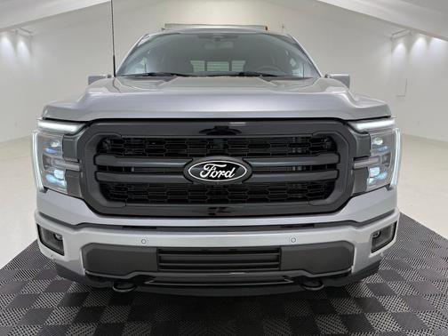 Iconic Silver Metallic 2026 Ford F-150 Lariat