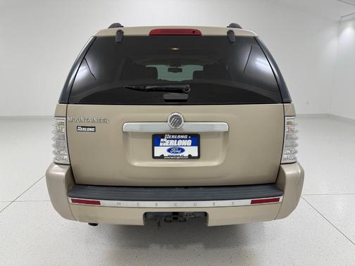 2006 Mercury Mountaineer Luxury
